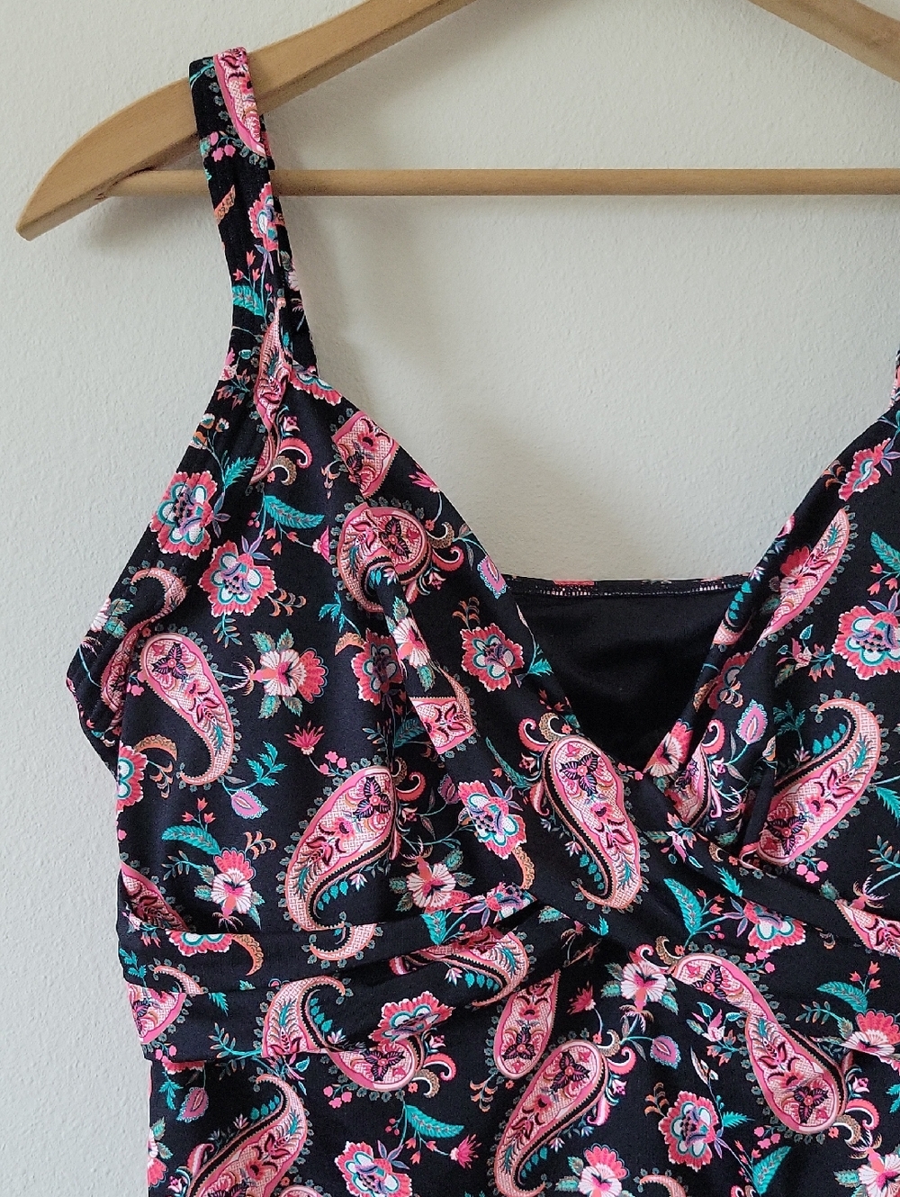 Lands' End Black Pink Paisley Sweetheart Wrap Underwire Tankini Top Size 16 - Picture 2 of 5